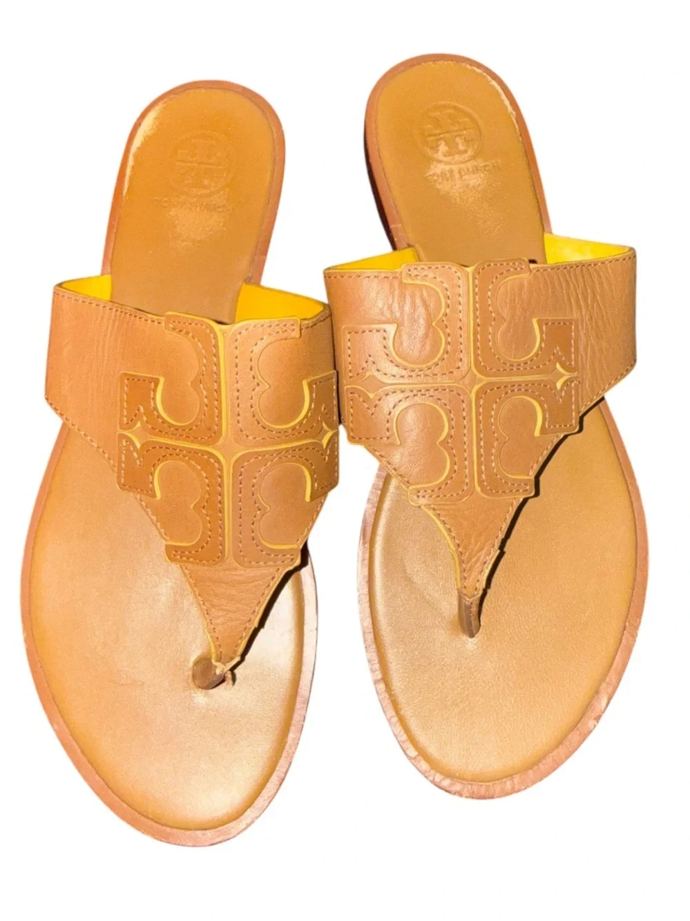 Tory Burch Jamie Full Logo Thong Sandals Size 8 Tan Yellow Leather Flip Flops